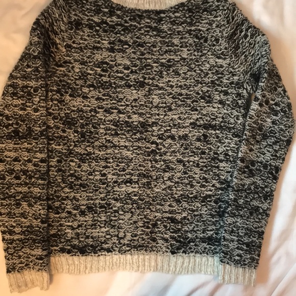 Black/grey/off white honeycomb soft wool/acrylic/alpaca crew neck sweater - Picture 5 of 6